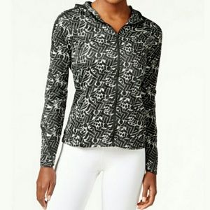 🆕Nike Shield Lightweight Black Rostarr Printed Jacket